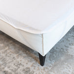 Наматрацник водостійкий махровий, резинка по кутах - Waterproof Moona