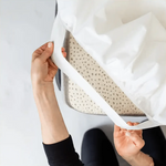 Дитячий наматрацник з резинкою по кутах